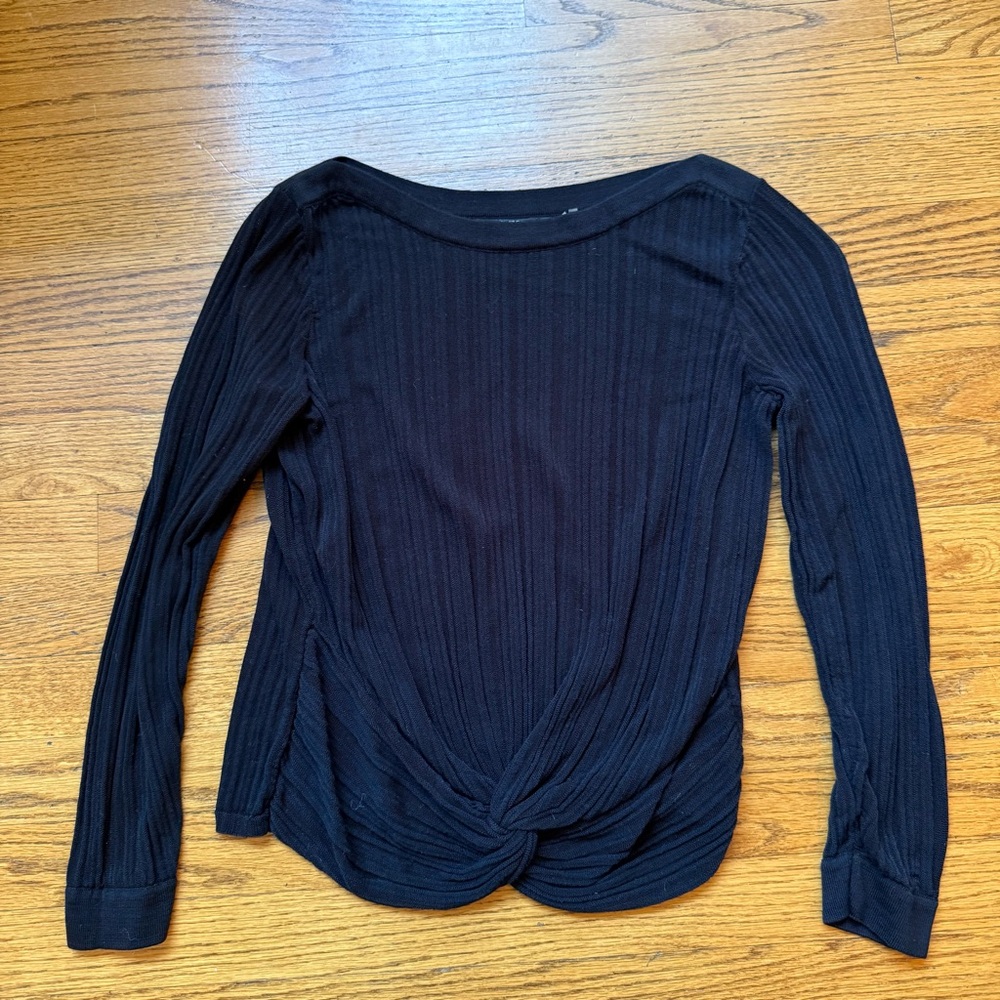Nic+Zoe Black Ribbed Long Sleeve with Front Tie